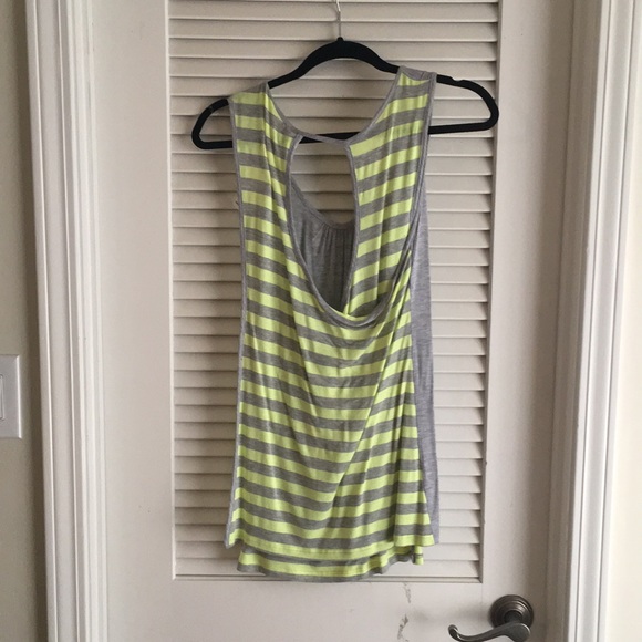 Yahada open back tank. - Picture 2 of 2